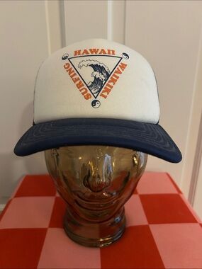 Aeropostale White & Navy Hawaii Surfing Trucker Hat